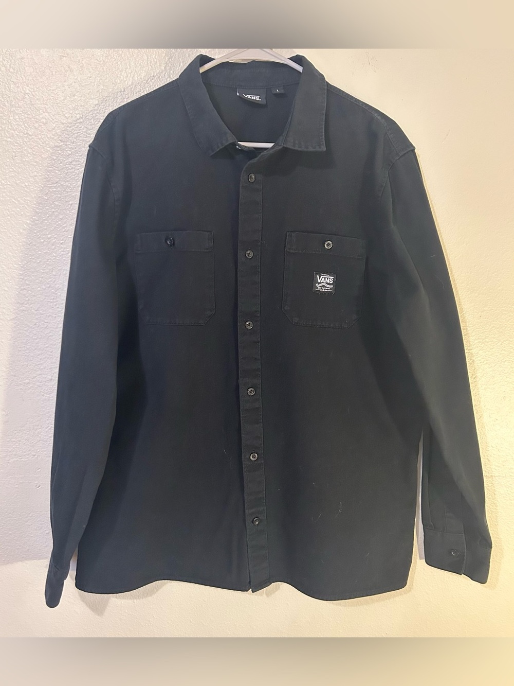 Vans Black Button-Down Shirt Size Large Men’s